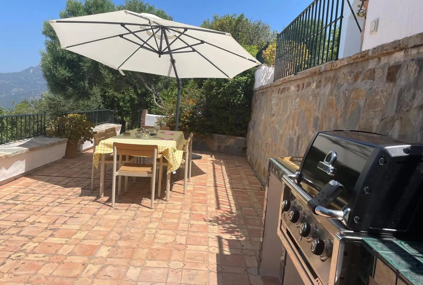 Finca Juan Benitez Santa Cruz Casares Espanha