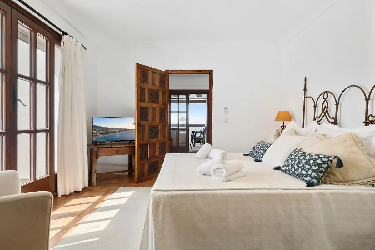 Finca Juan Benitez Santa Cruz Casares 0*,  Spagna